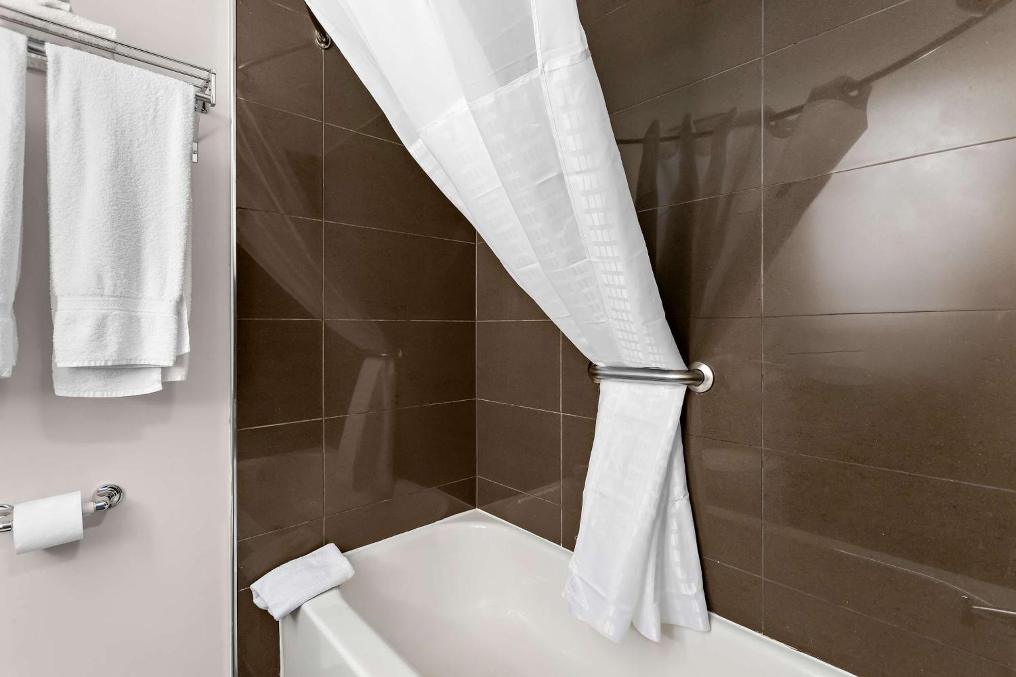 Surestay Plus By Best Western Windsor Luaran gambar