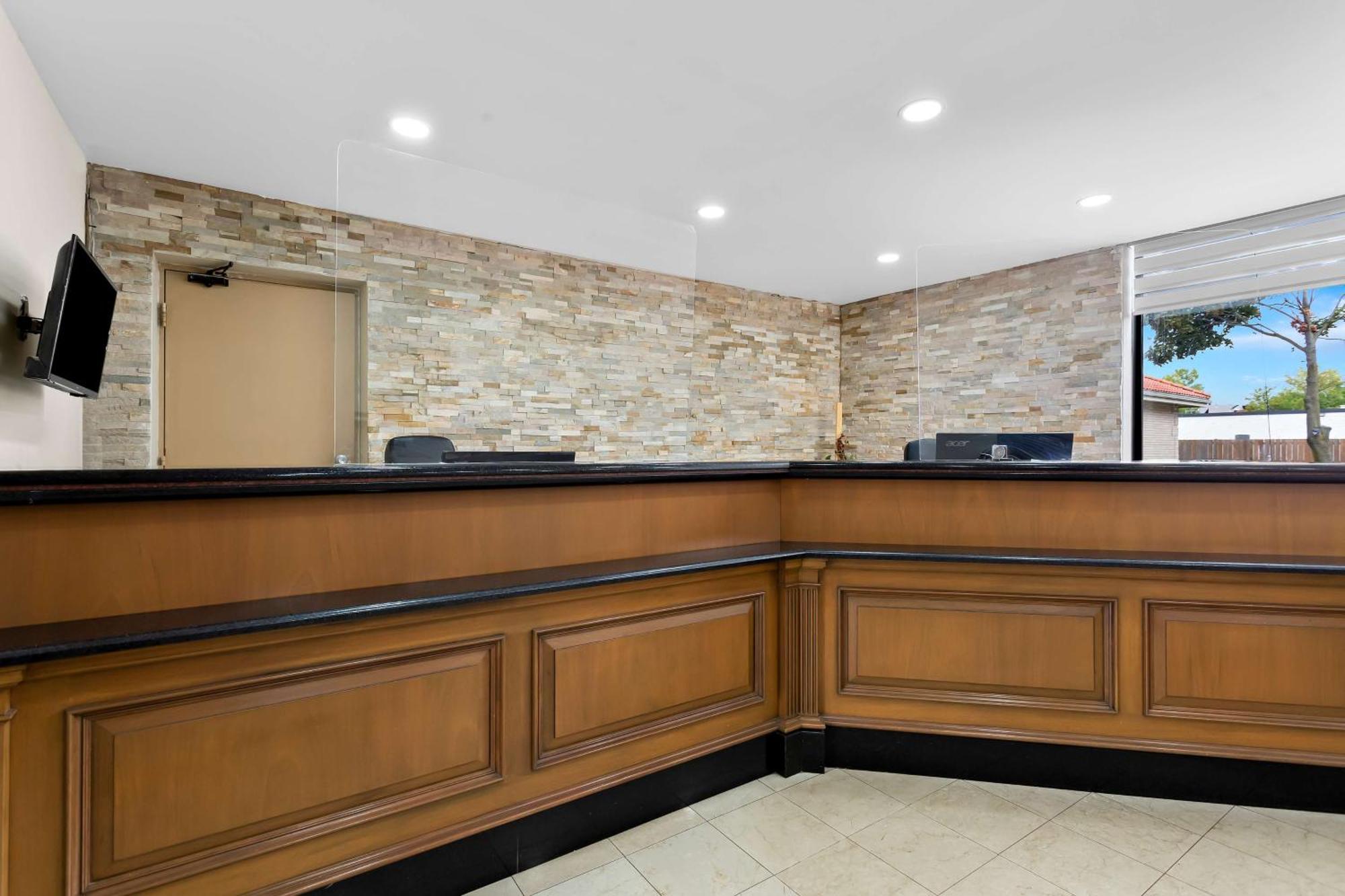Surestay Plus By Best Western Windsor Luaran gambar